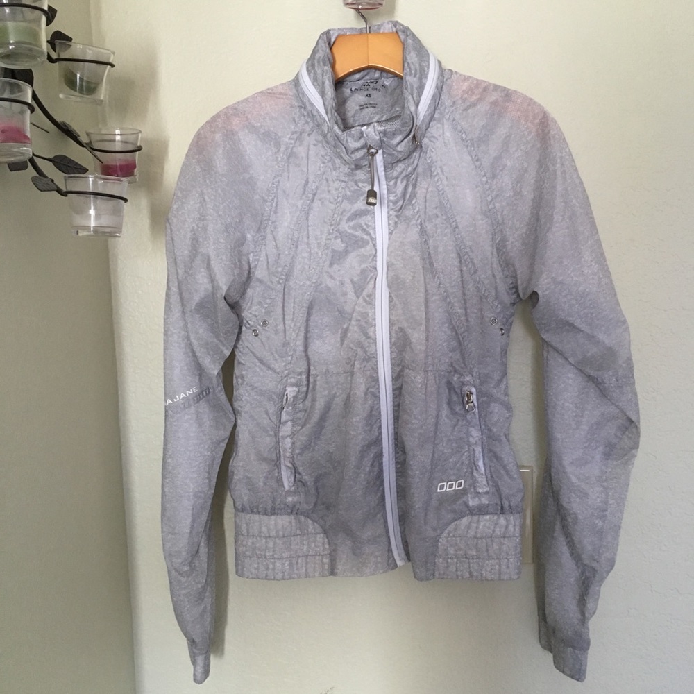 Lorna Jane light weight athletic jacket size xs - Picture 1 of 8